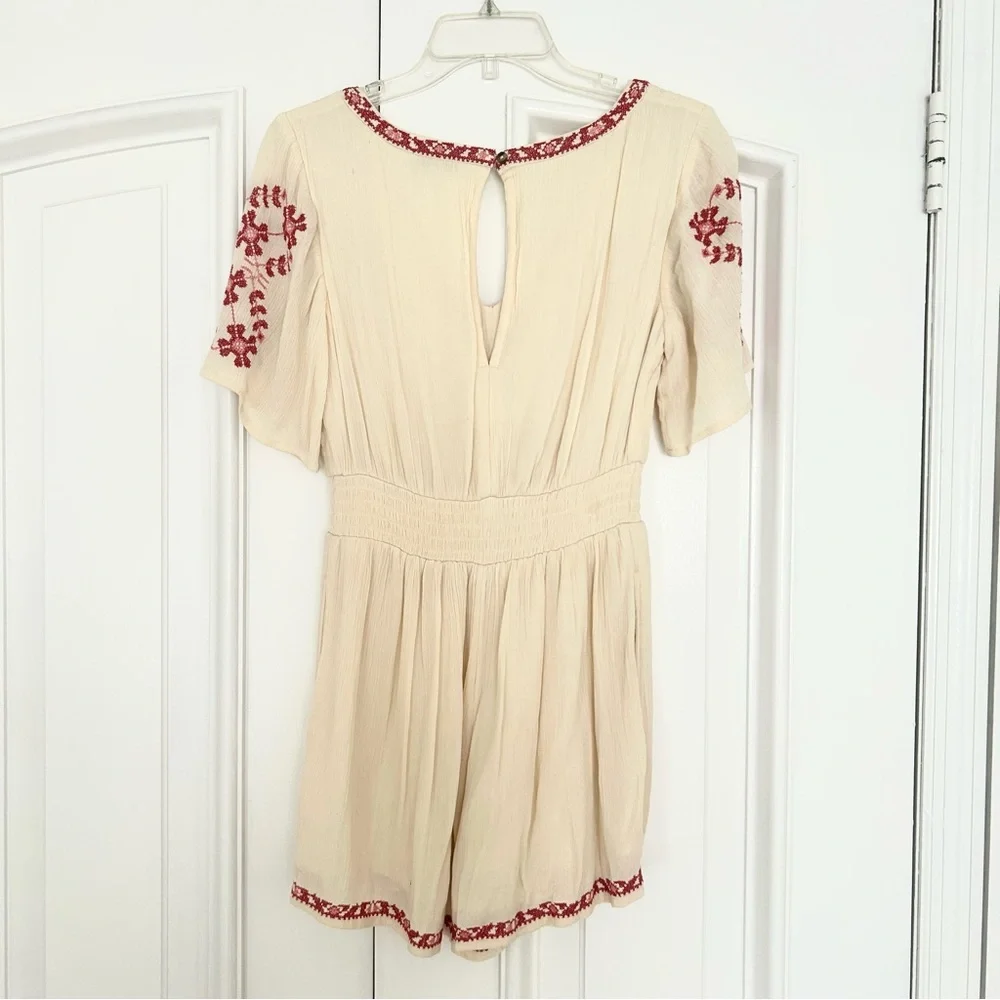 American Eagle Outfitters Cream and Red Embroidered Romper - Picture 3 of 6
